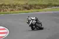 cadwell-no-limits-trackday;cadwell-park;cadwell-park-photographs;cadwell-trackday-photographs;enduro-digital-images;event-digital-images;eventdigitalimages;navarra;no-limits-trackdays;peter-wileman-photography;racing-digital-images;trackday-digital-images;trackday-photos